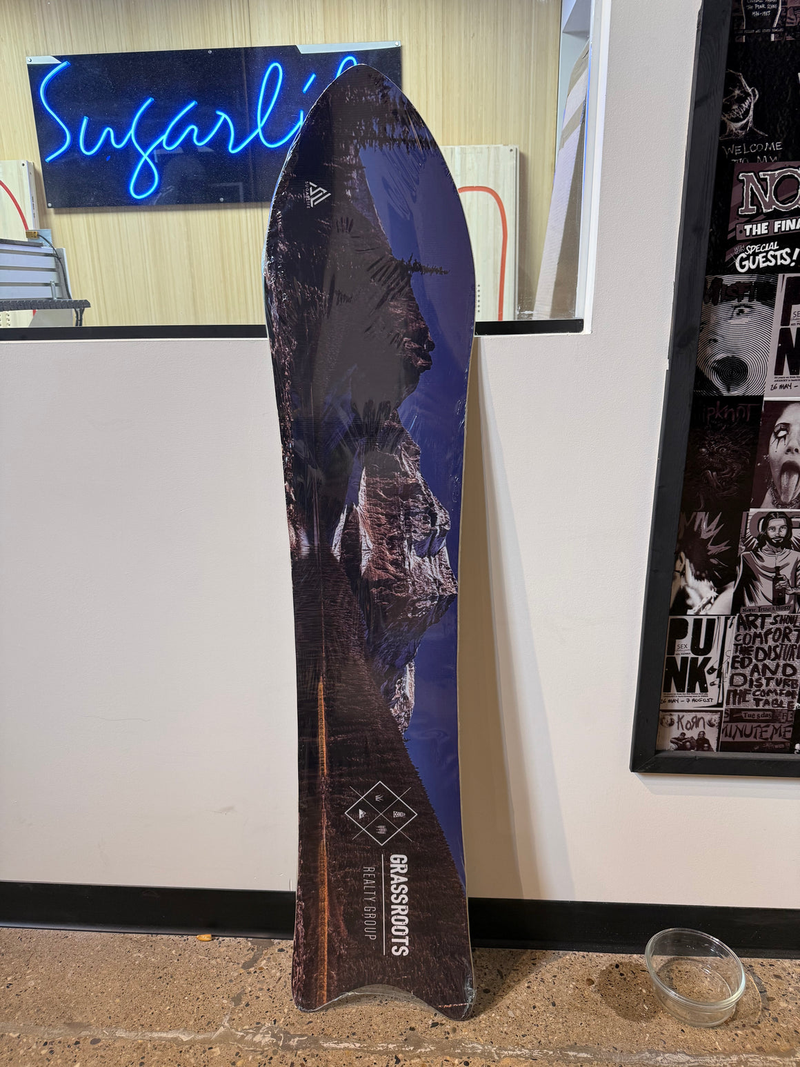 Custom Art Snowboard